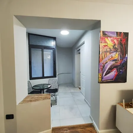 Illyrian Downtown Apartment *