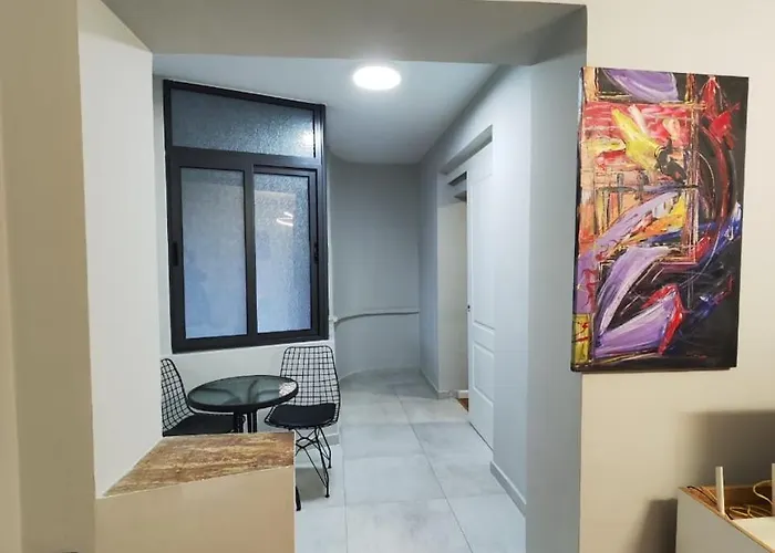 Illyrian Downtown Apartment *